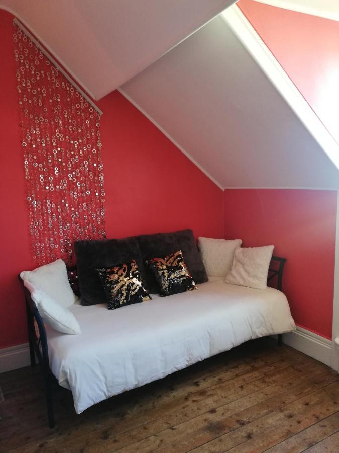 شيربوغ أون كوتننتين La Chambre D'Hote De Chris المظهر الخارجي الصورة